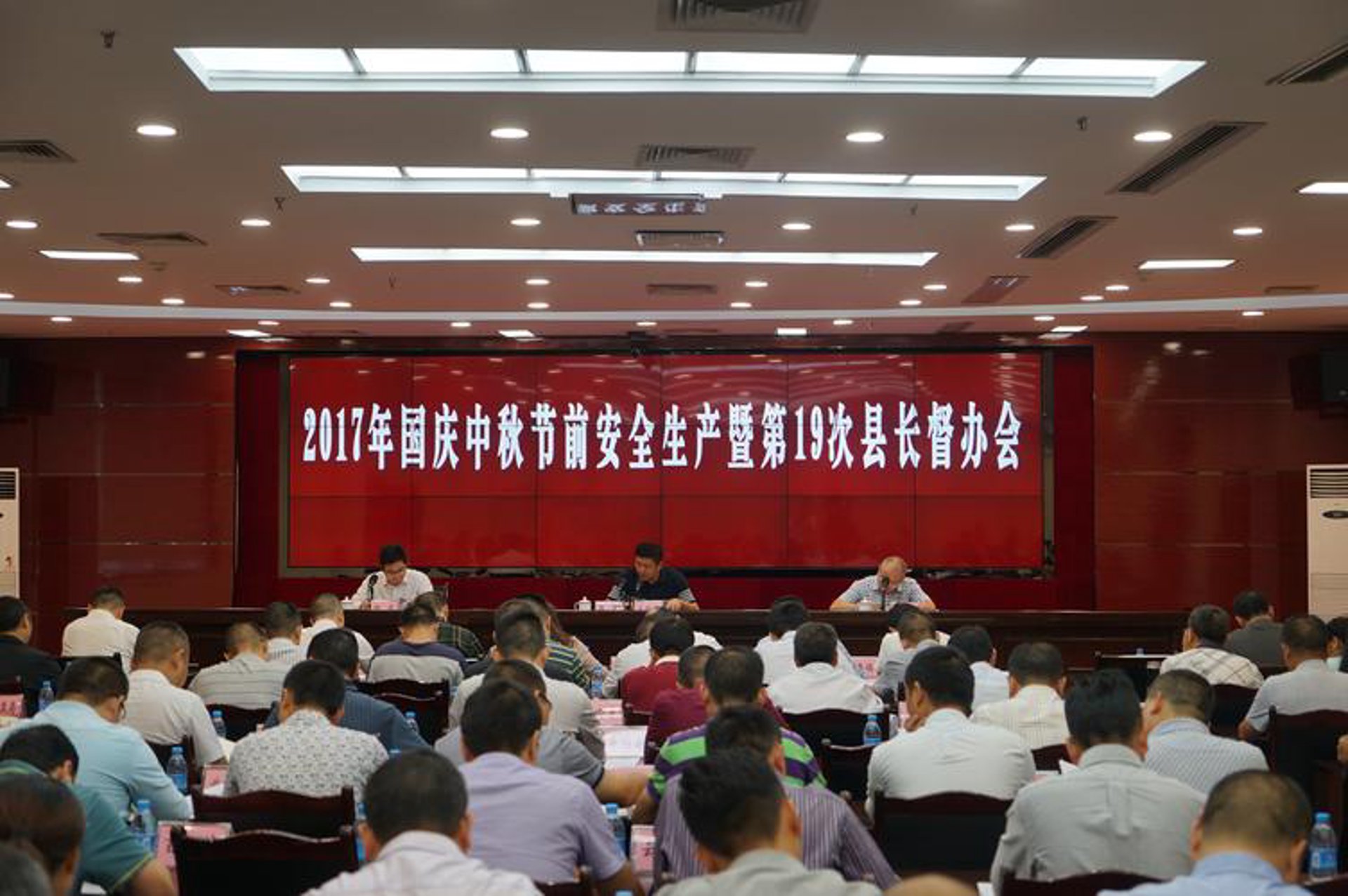 皇蒲家具制造